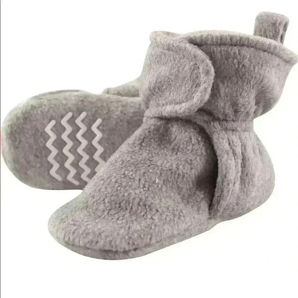 Cozy Fleece Booties - Picture 1 of 4